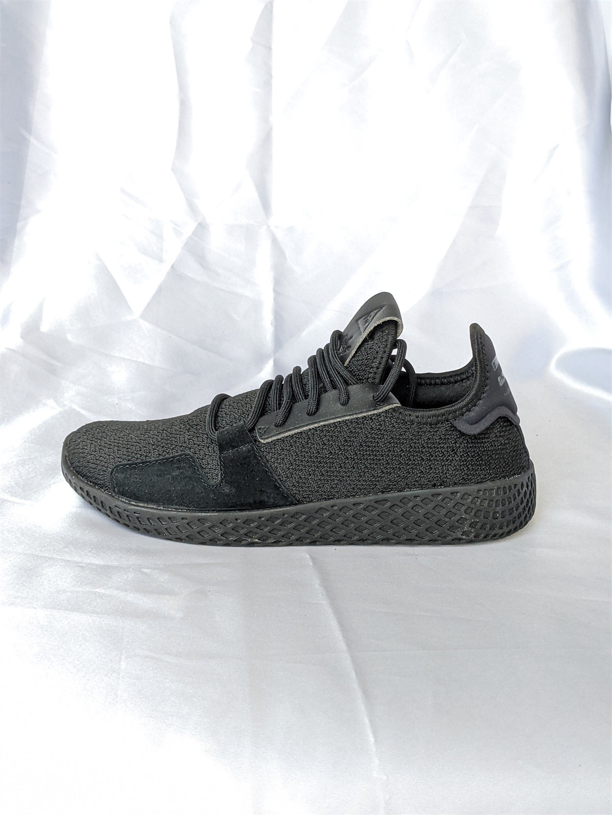 ADIDAS PW TENNIS HU V2 休闲鞋 菲董设计联名款女休闲鞋 DB3326