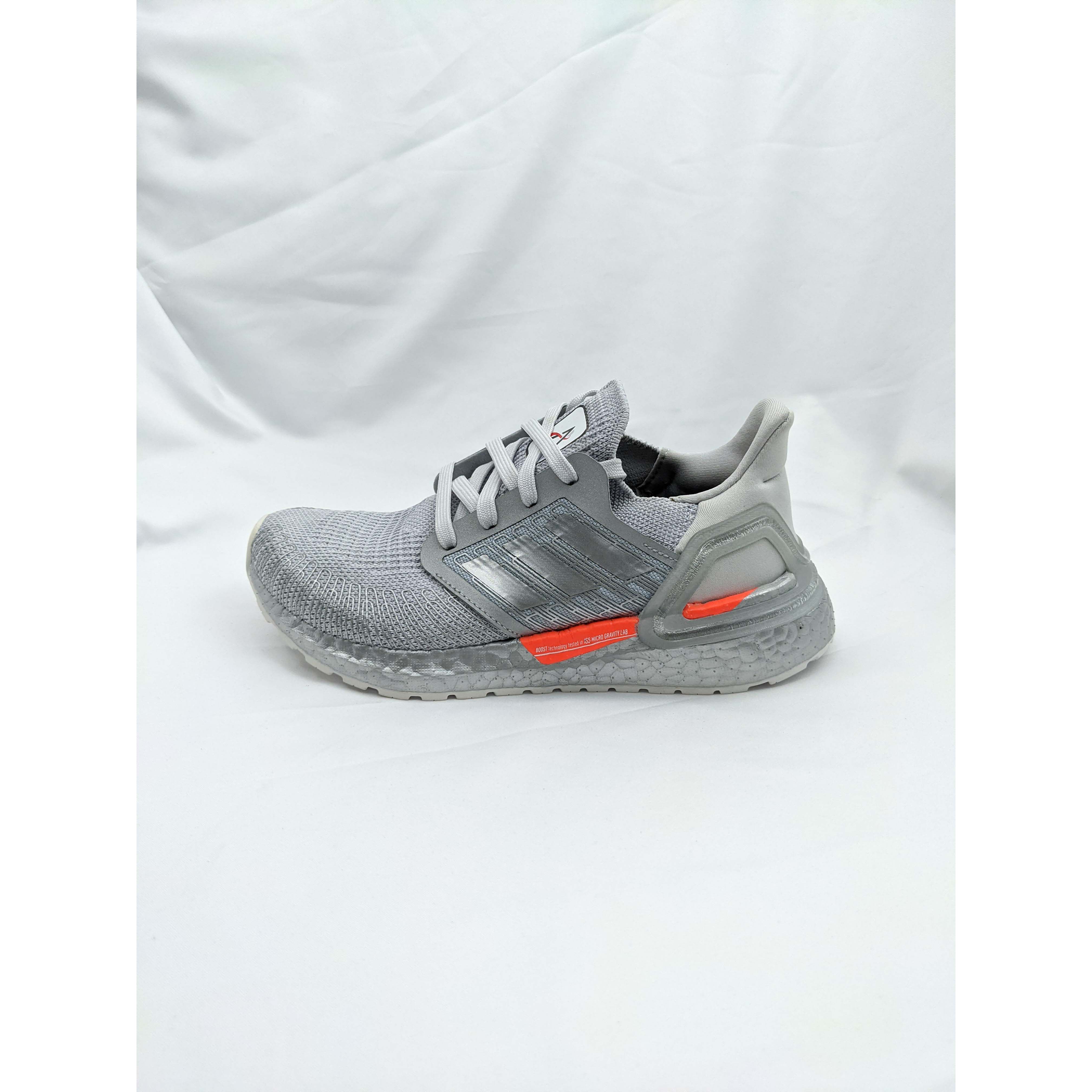 adidas NASA x UltraBoost 20 J 航天局联名 FZ2925 有轻微色差！