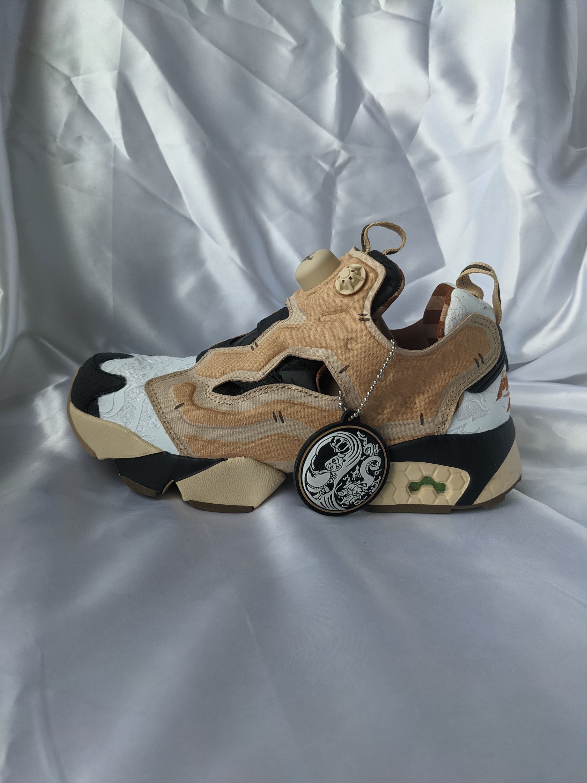 Kung Fu Panda x Reebok Instapump Fury OG 联名款休闲鞋 GZ8632