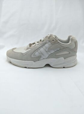 正品 库存货 adidas YUNG-96 CHASM 男子休闲鞋 EE7238 轻微色差.