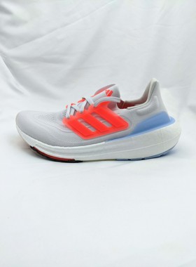 adidas UltraBoost Light Lo 女子轻量高端跑步综合训练鞋 H06357