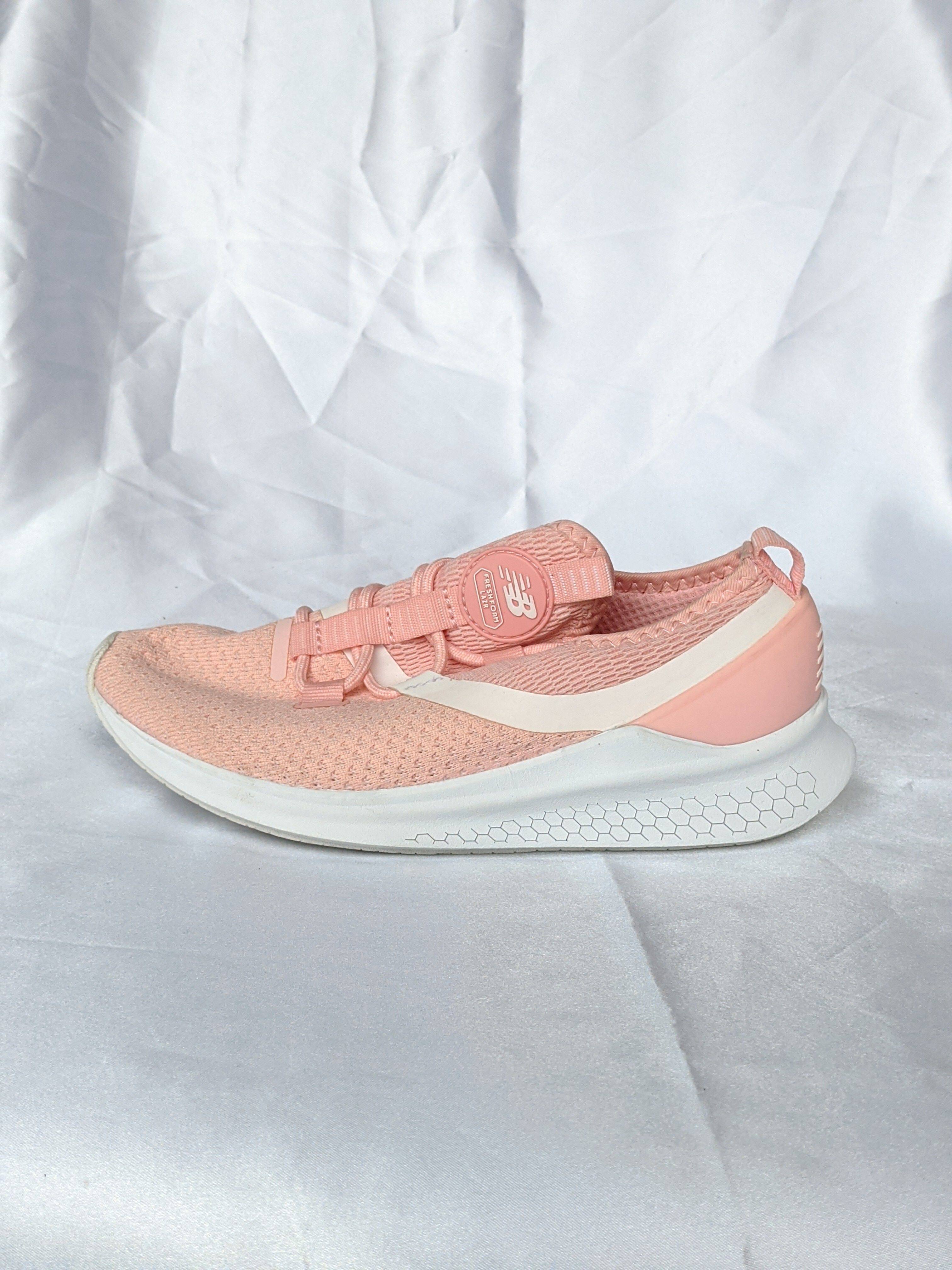 New Balance / NB Lazr系列 女士休闲鞋慢跑鞋 WLAZRSH