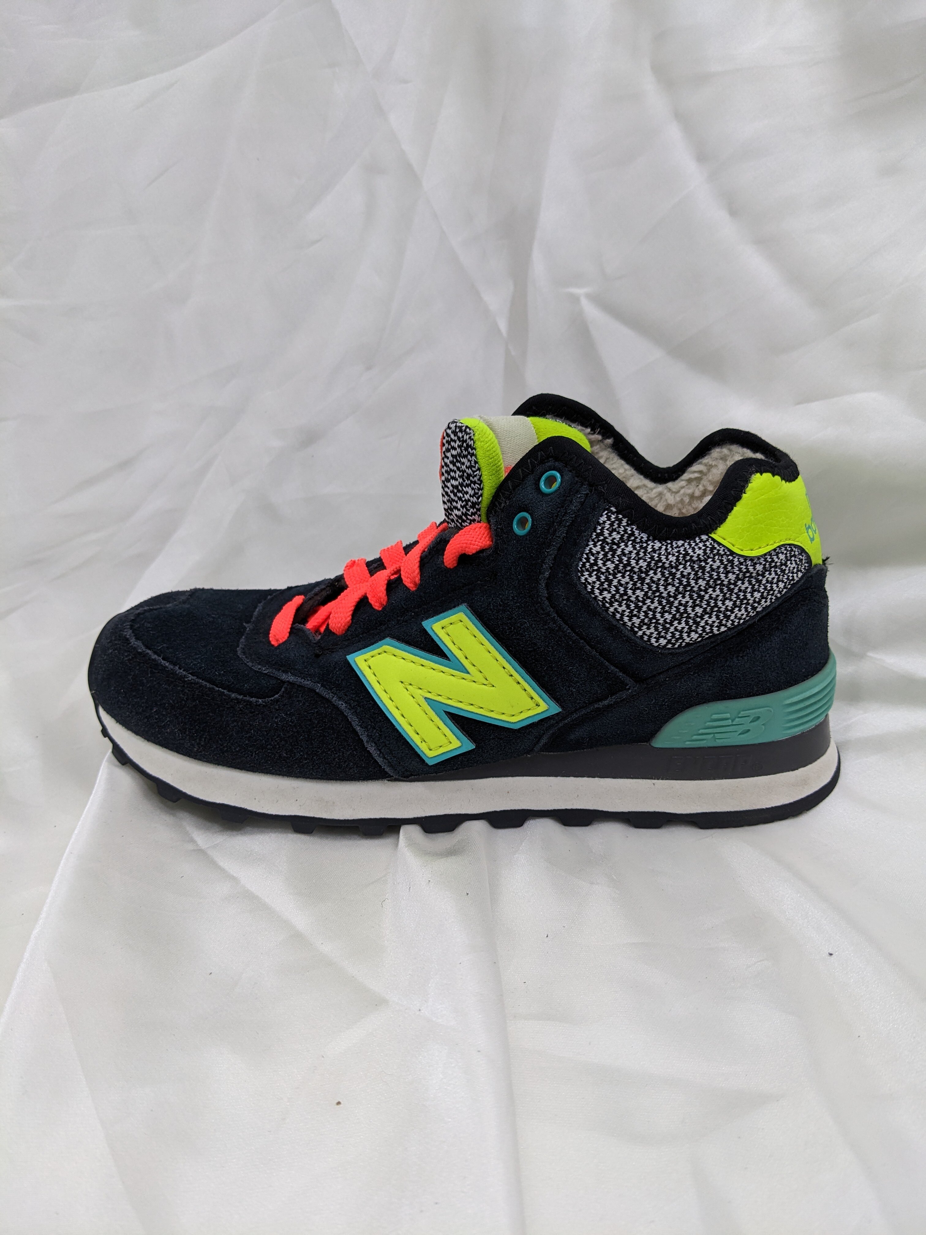 NEWBALANCE574保暖系带女