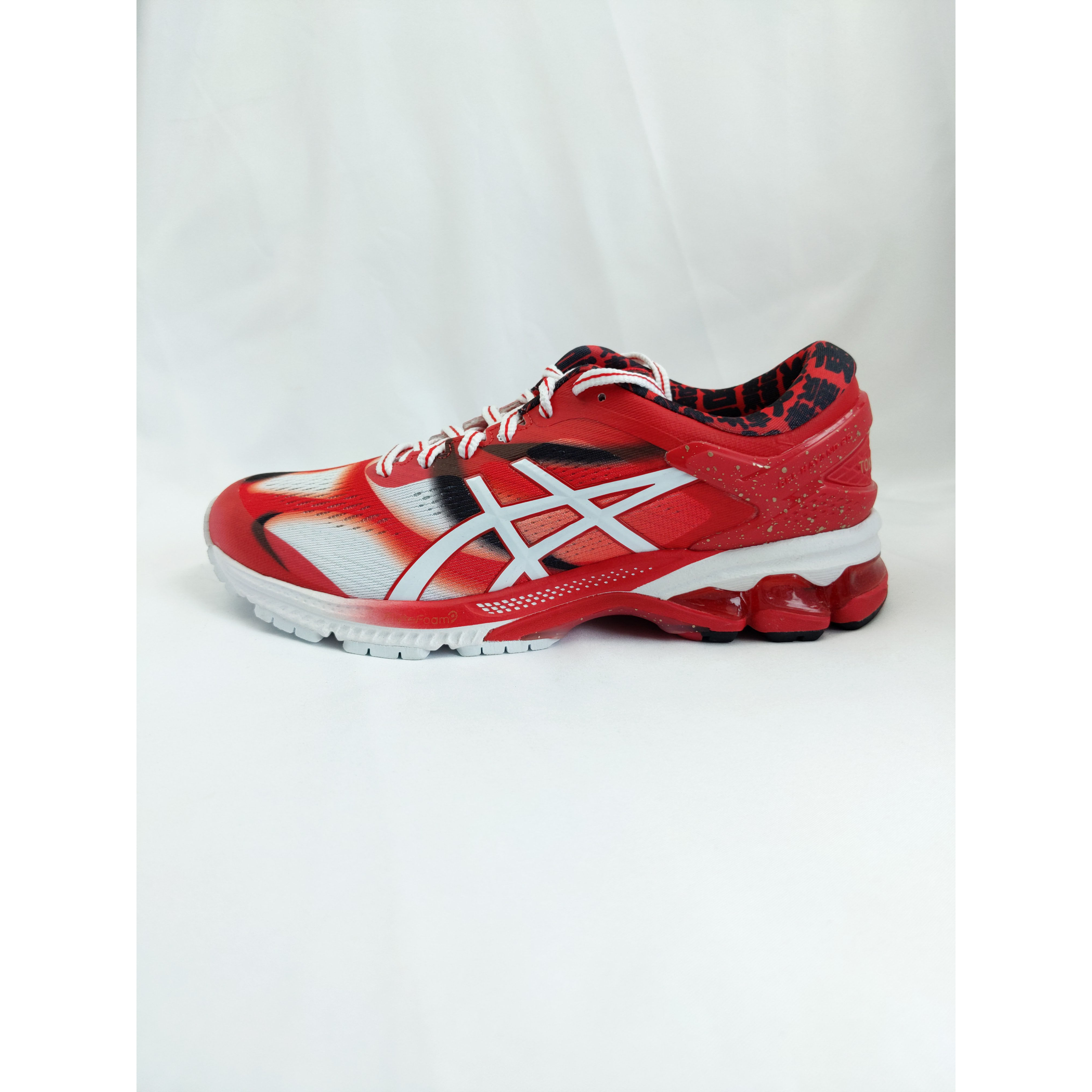 东京限定 ASICS GEL-KAYANO 26 Tokyo 男女跑步鞋 1012A821-600
