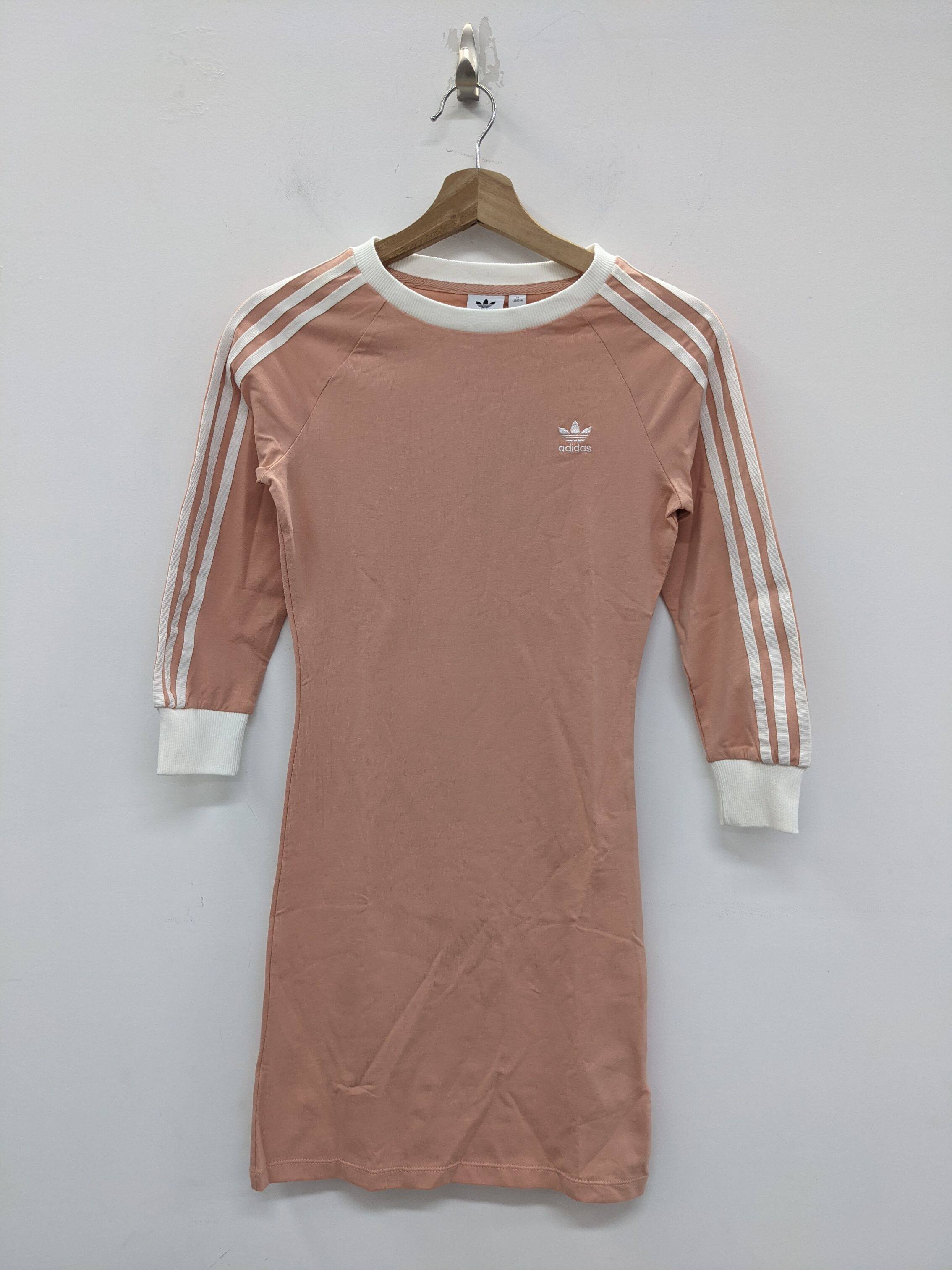 三叶草 adidas 3-Stripes Dress 夏季女子粉色休闲连衣裙 DV2565