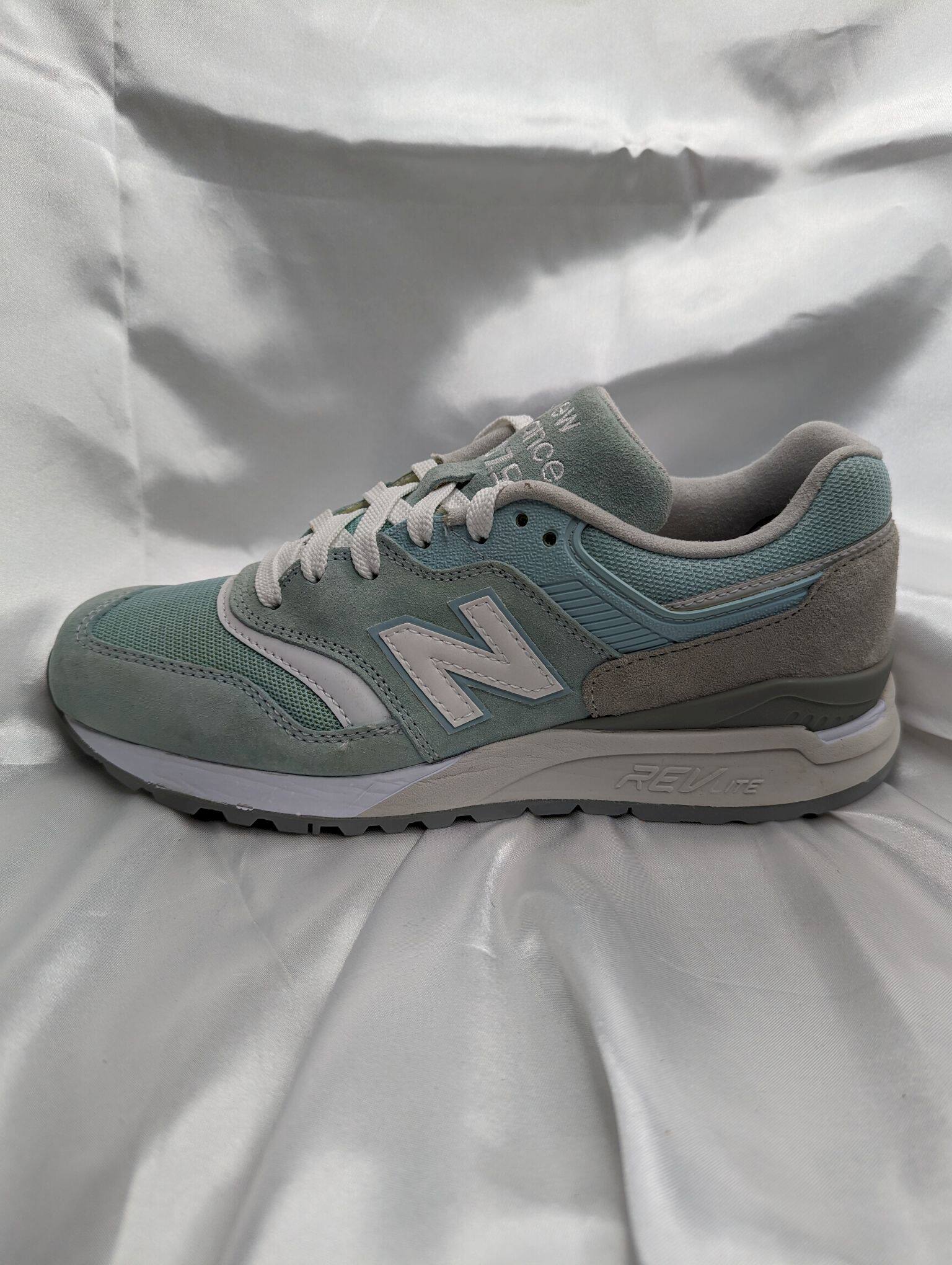 NEW BALANCE/NB 997.5系列 女子薄荷绿小清新复古休闲鞋 ML997HAD