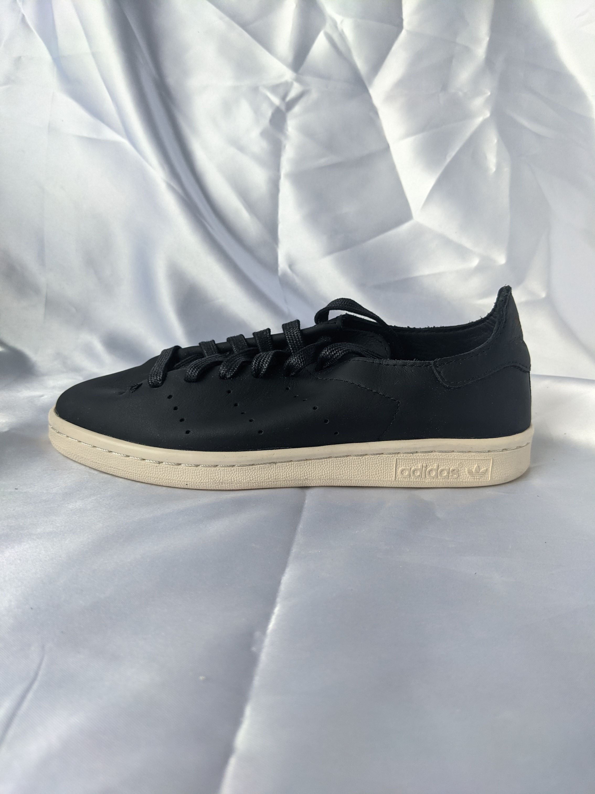 三叶草 adidas Stan Smith Leather 女子经典款复古休闲鞋 AQ4788