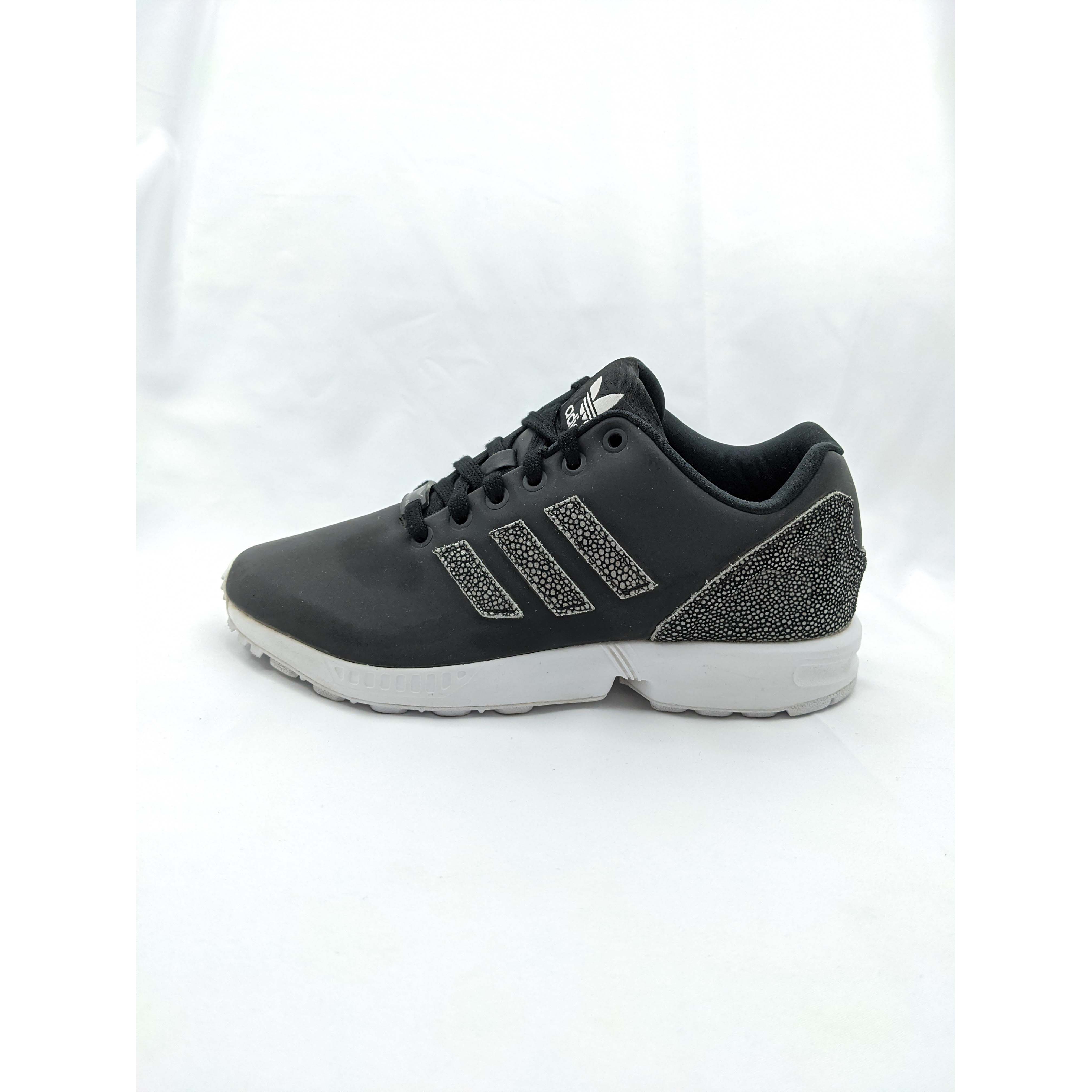 adidas Originals by Rita Ora ZX Flux 女子经典款休闲鞋S81609.