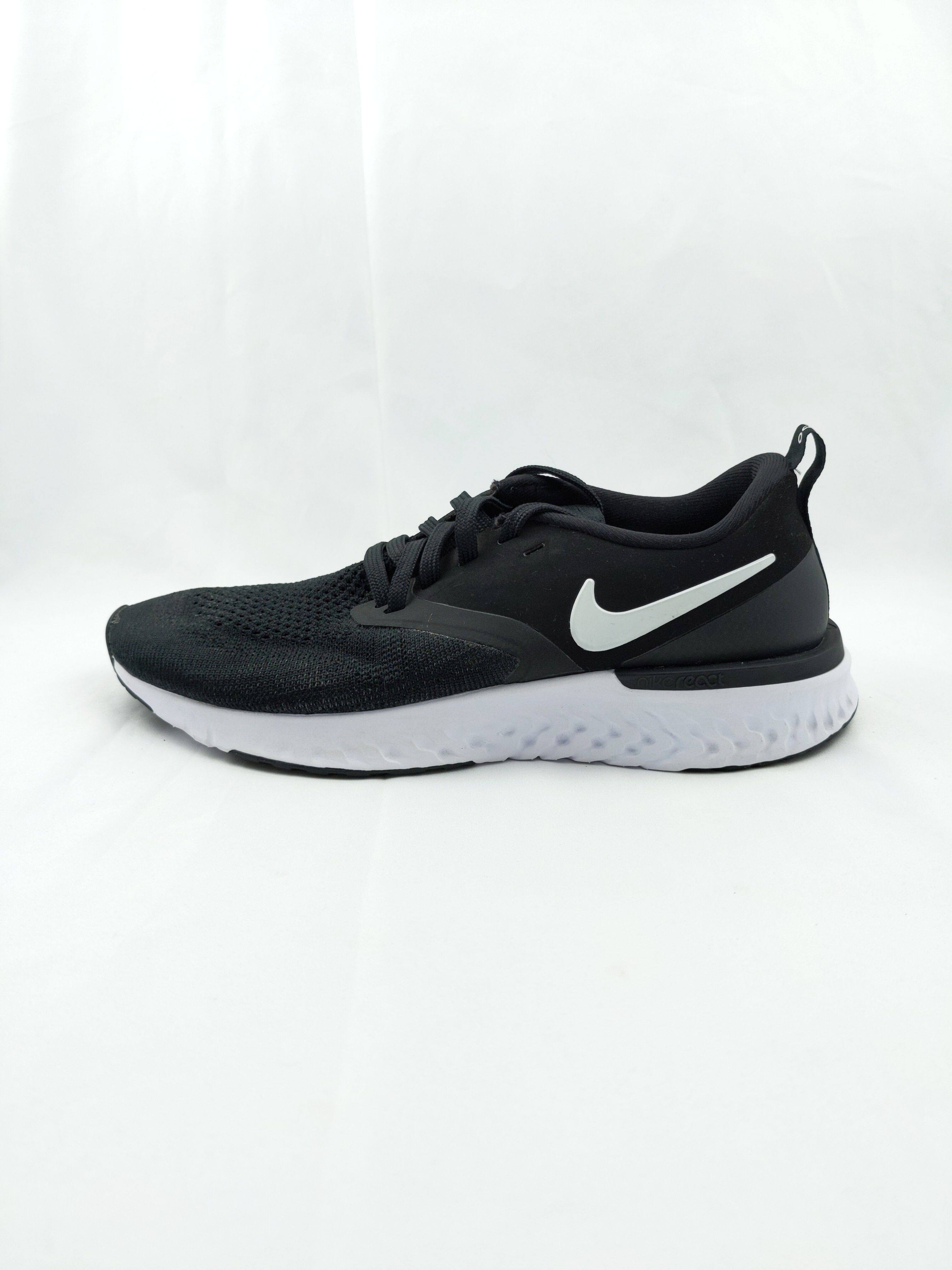 耐克 Nike Odyssey React Flyknit 2 女子休闲跑步鞋 AH1016-001