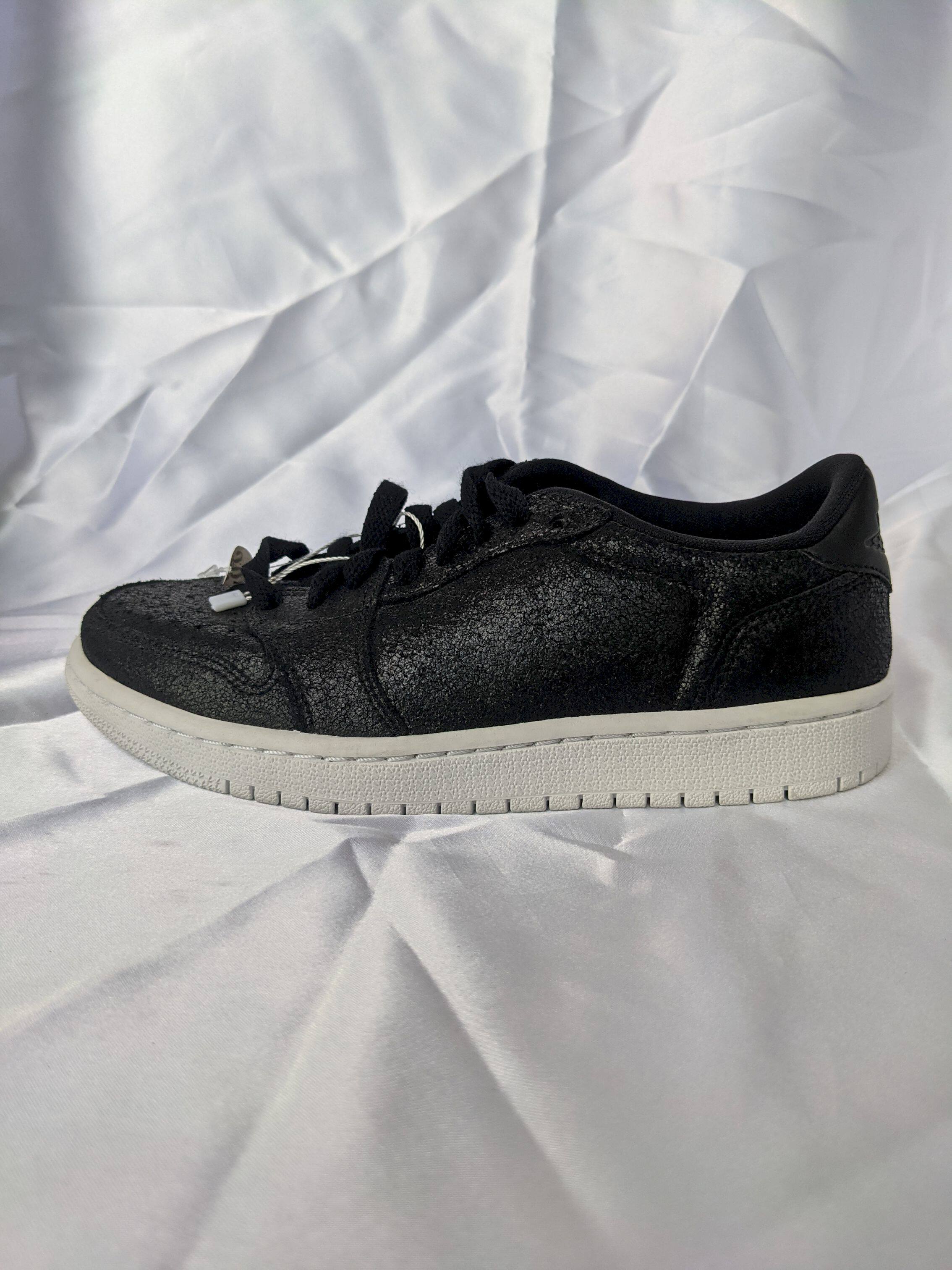 酷动城 AIR JORDAN LO AJ1 女子低帮复刻经典休闲鞋 AH7232-011