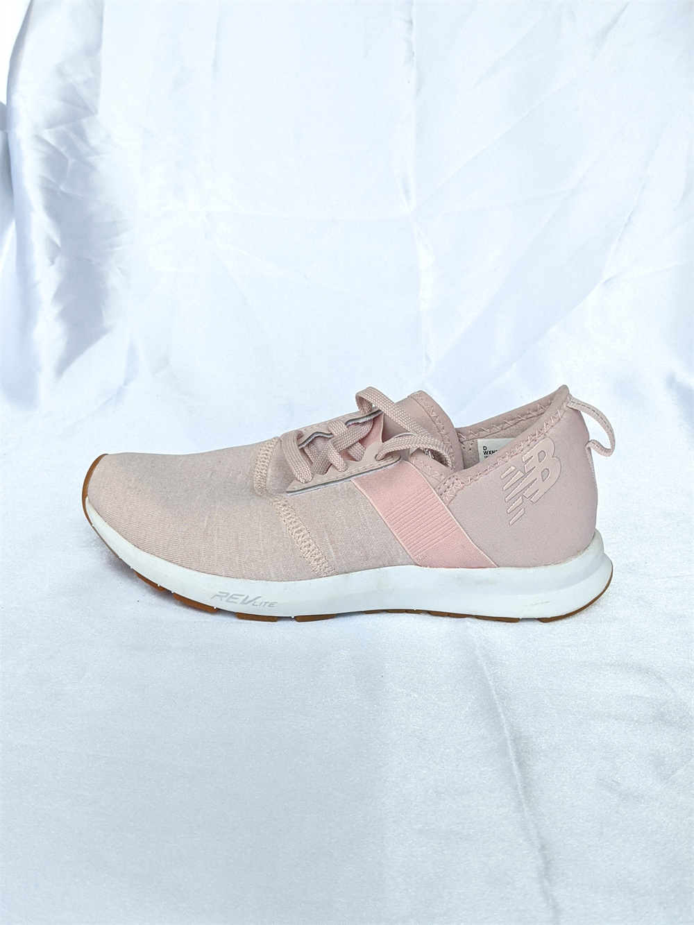 NEW BALANCE/NB 女跑步鞋简约轻量舒适耐磨 粉红色运动鞋 WXNRGSH