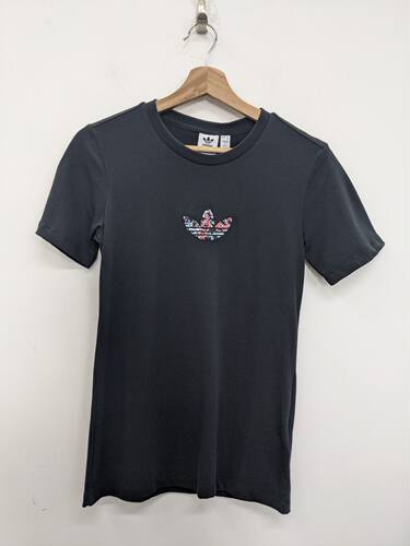 三叶草 ADIDAS T-SHIRT 女子花卉LOGO款休闲宽松短袖T恤 GN3043