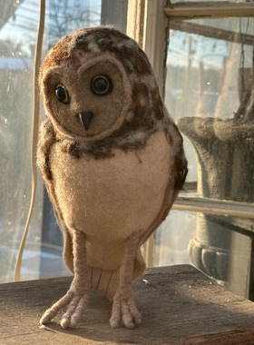 现 纽约下城公园进口山林低语者童话谷仓猫头鹰手工毛毡装饰摆件