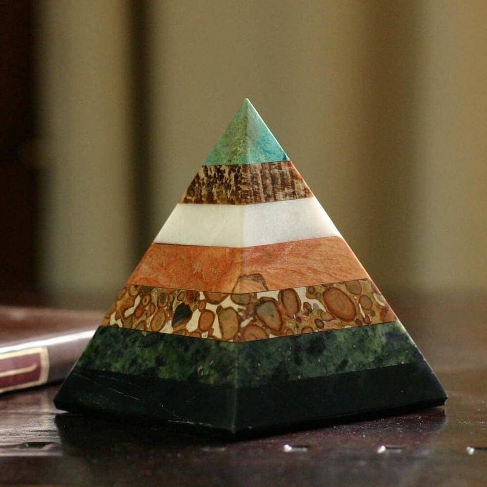 现 纽约下城公园进口神秘的金字塔尖印第安多石材手工摆件礼品