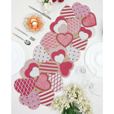 现 纽约下城公园进口用爱心装满手工重工串珠浪漫多粉色桌旗