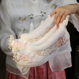 云百莲2023冬季新款加绒古风汉服鞋子重工刺绣登云履绣花棉鞋女