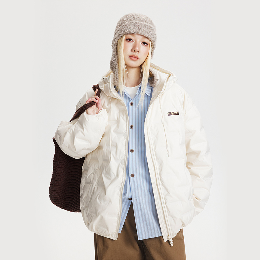 CATTEE冬季新款90白鸭绒连帽羽绒