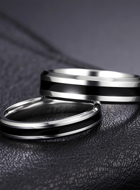时尚个性高级感钛钢戒指