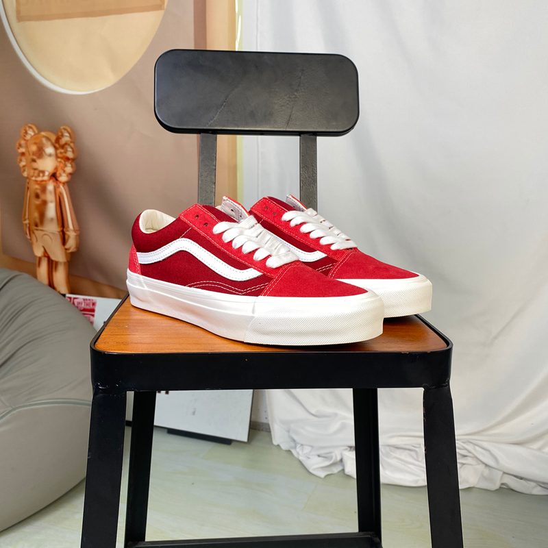 VANS范斯低帮红色帆布板鞋
