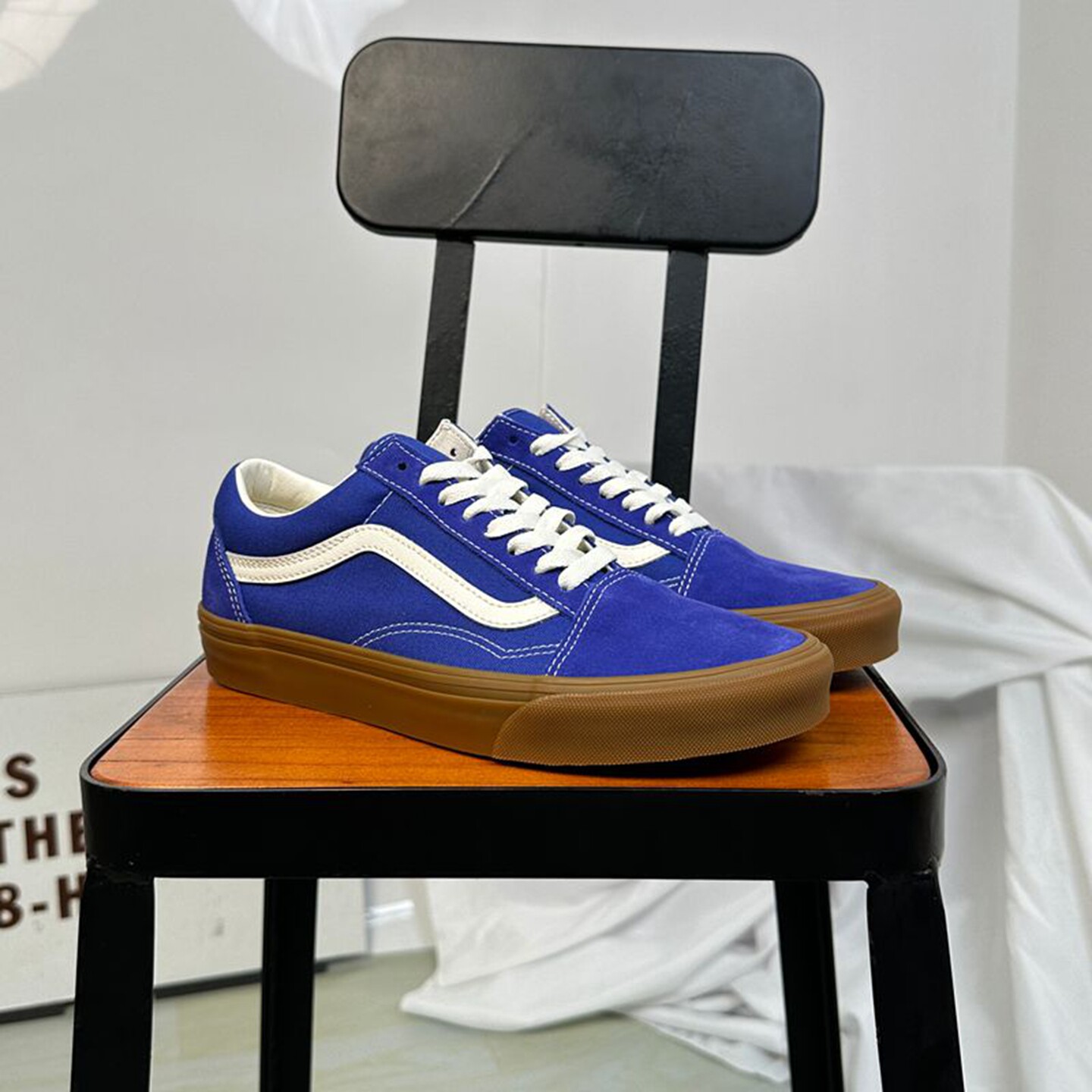 VANS范斯OLDSKOOL男帆布板鞋
