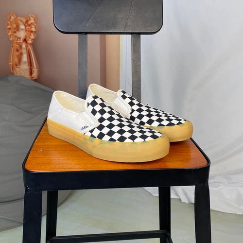 VANS范斯一脚蹬棋盘格板鞋