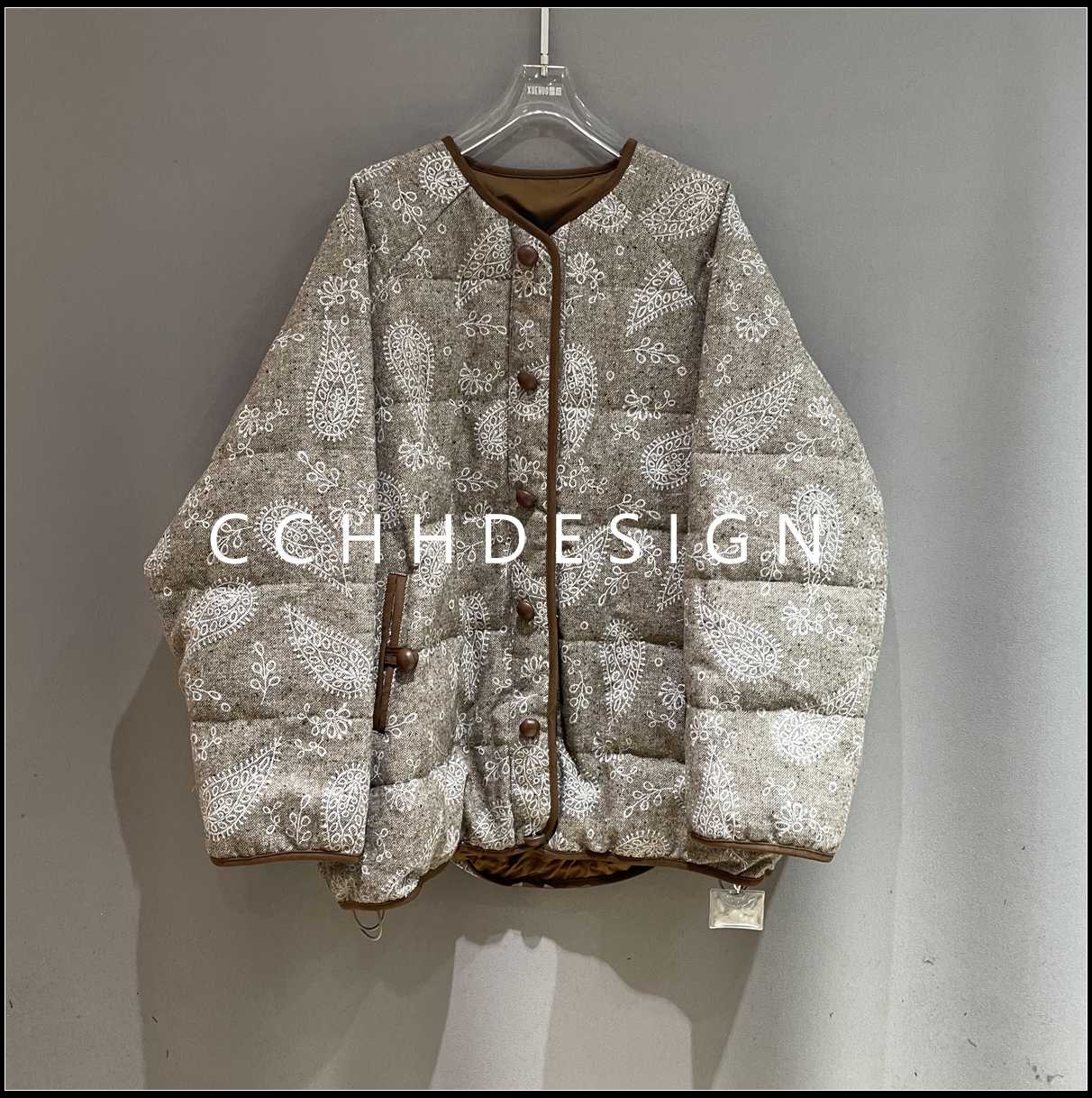 欧洲站女装2025冬季新款立领印花时尚设计洋气小众拼接气质短外套