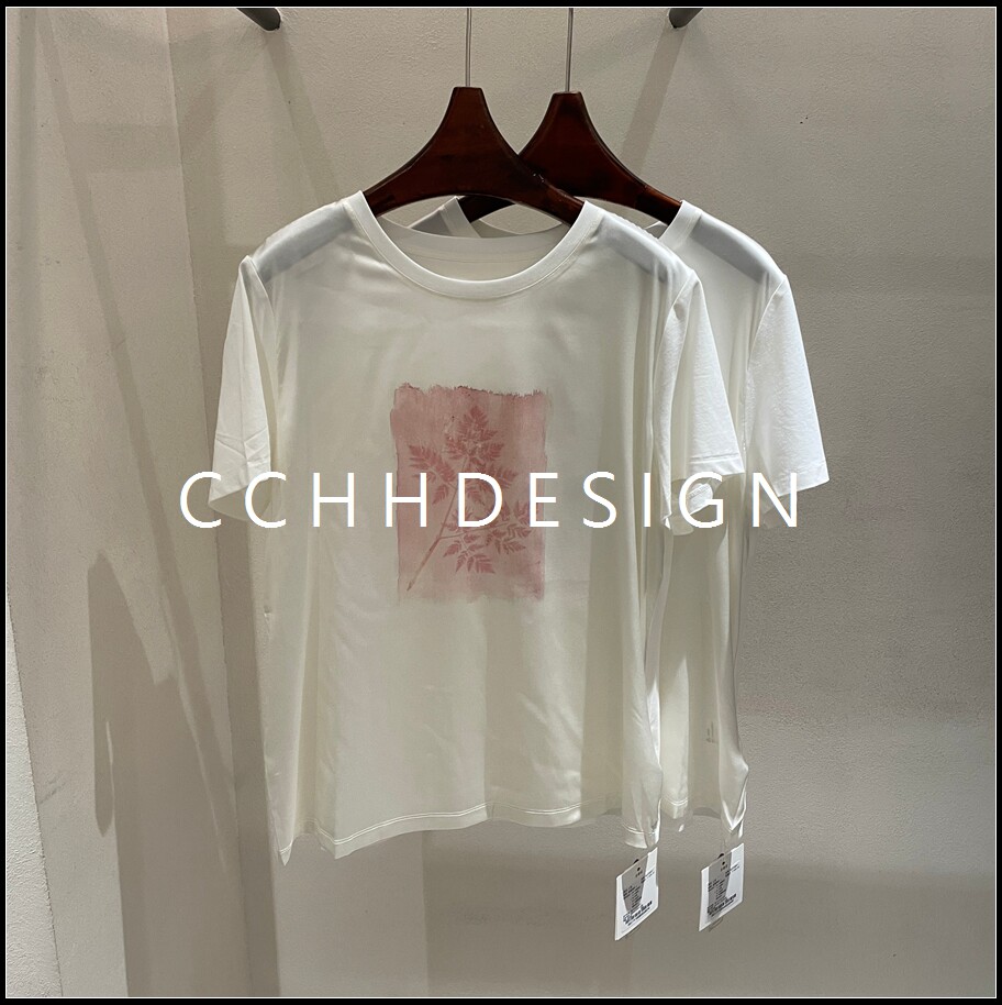 欧洲站女装2026夏季新款印花短袖T恤薄款圆领直筒上衣真丝质感