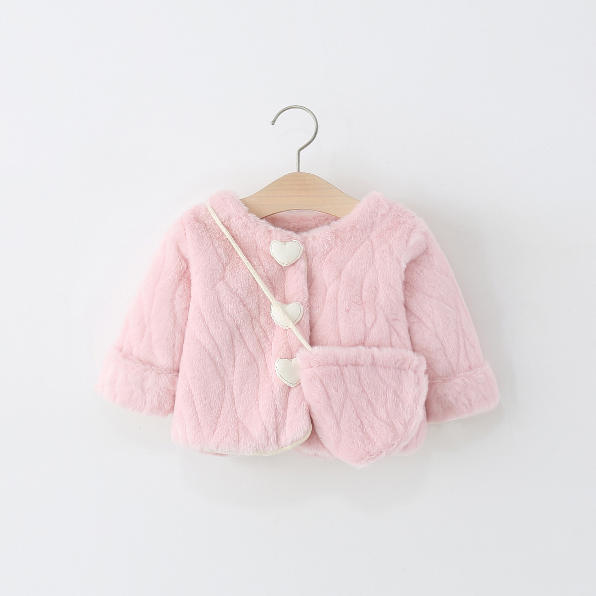 婴儿童女宝宝冬装爱心毛毛衣外穿