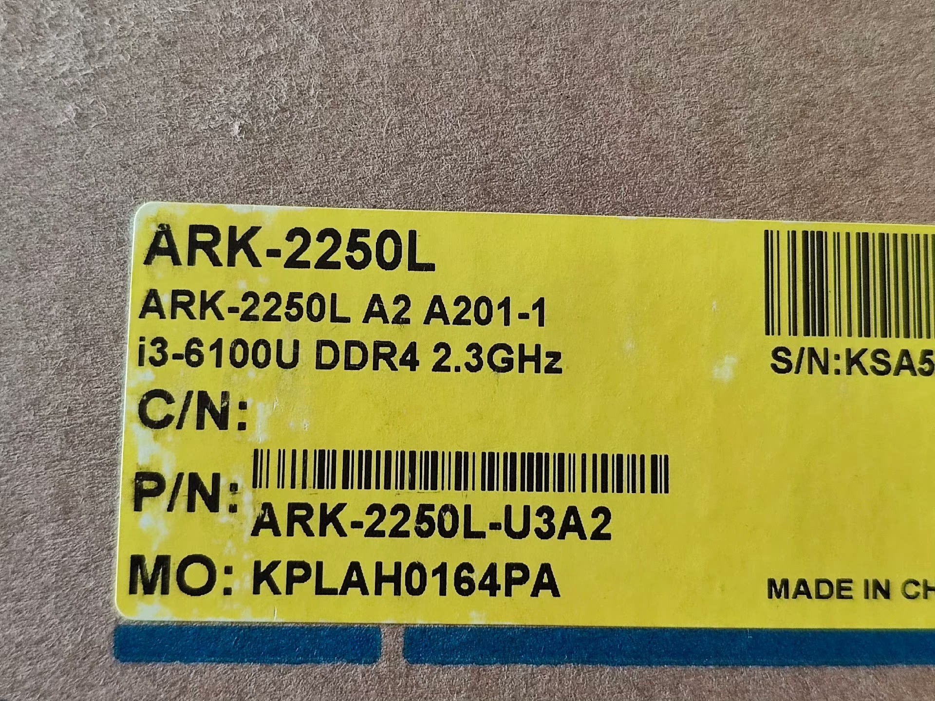 研华ARK-2250L-U3A2/i3 6100U无风扇拍前请询价