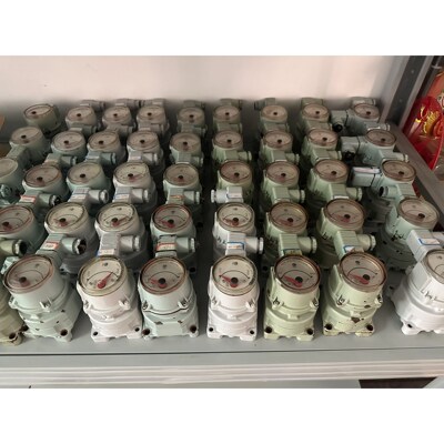 OVAL NPI45B10,1157CC 阀门指示器全新拍前请询价