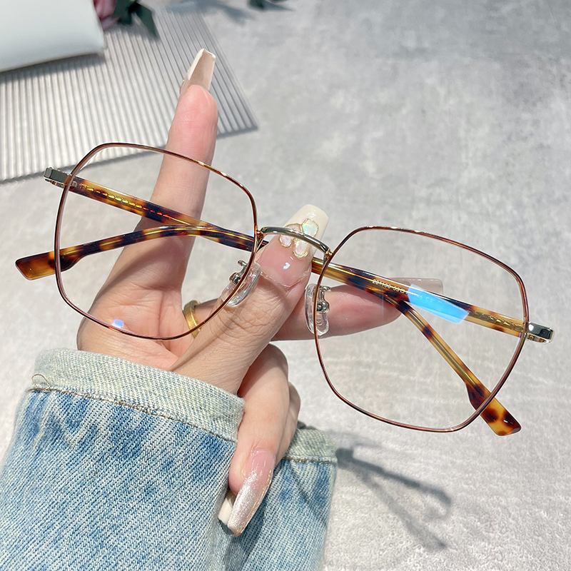 金属框豹纹色近视镜网上专业配镜