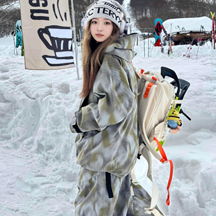 卡盛灰绿滑雪服套装女2026秋冬新款加厚户外防风防水单双板雪服男