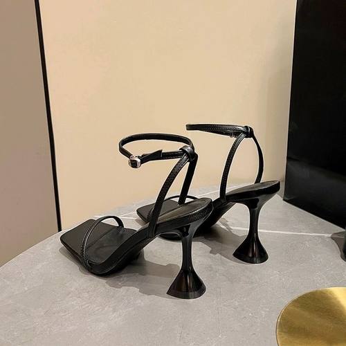 一字带黑色高跟鞋女夏天配裙子绝美高跟凉鞋女款2024新款夏季外穿