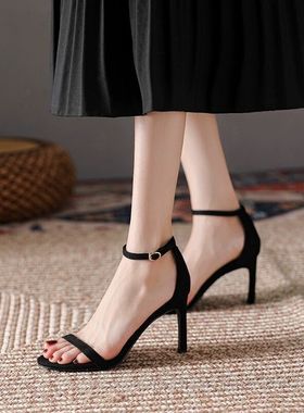 一字带凉鞋女2024年早春新款气质名媛黑色小众设计感细跟sw高跟鞋