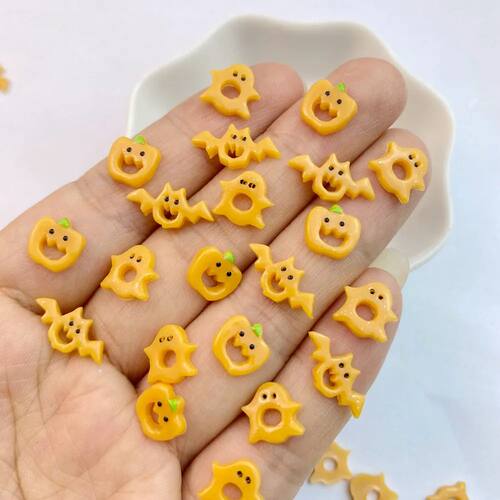50Pcs New Cute Resin Halloween Pumpkin Collection Flat Back