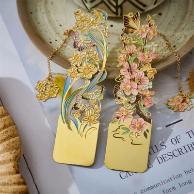 Retro Chinese Metal Hollow Bookmarks Creative Out Bookmark B