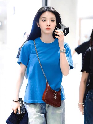 明星同款纯棉圆领短袖女