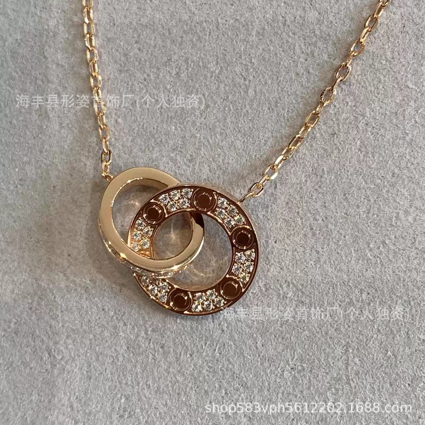 卡家高版镀18K玫瑰金新款高级轻奢锁骨链卡家圆饼双环满钻项链女