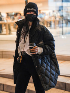 黑色中长款衬衫式羽绒服女冬季2026新款宽松菱格90白鸭绒时尚外套