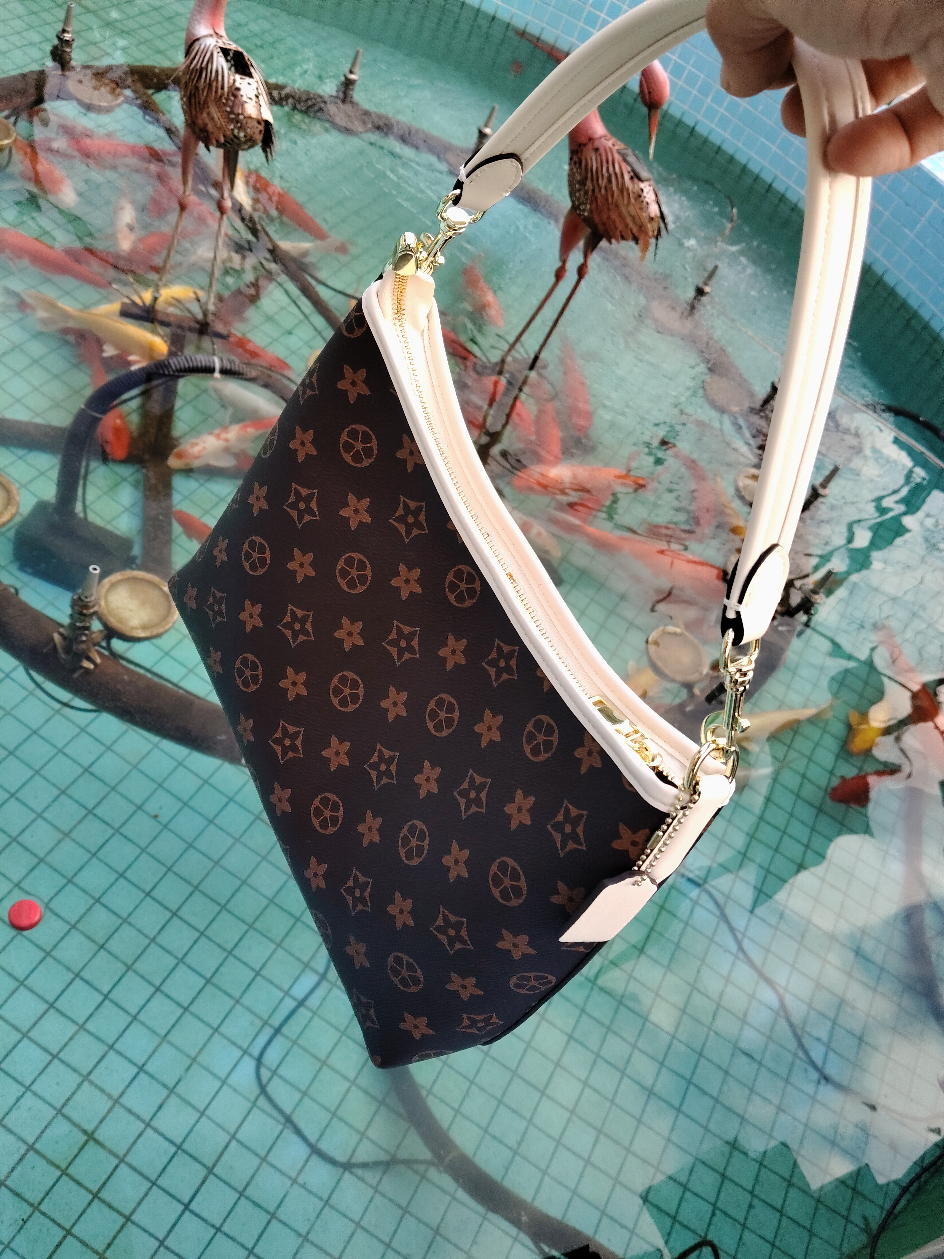 老花水桶包大容量2025新款包包女秋冬新款潮高级感时尚单肩斜挎包