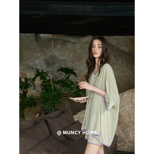 夏季薄款莱赛尔带胸垫女睡衣
