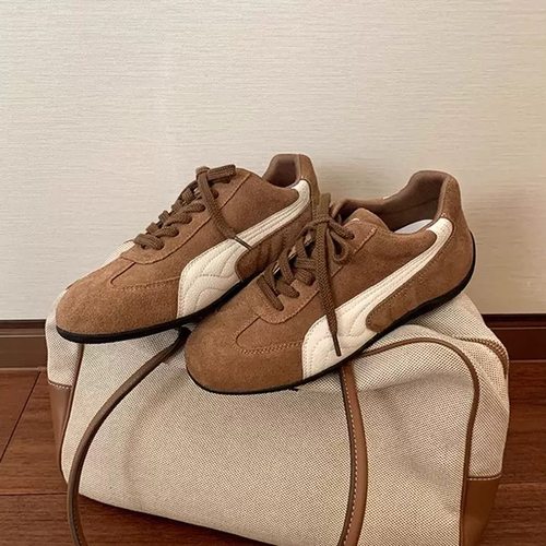 复古系带真皮低帮休闲鞋女2025新款内增高平底运动德训鞋