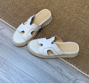 0级2025新款小个子一字凉拖鞋松糕鞋海边度假拖鞋女