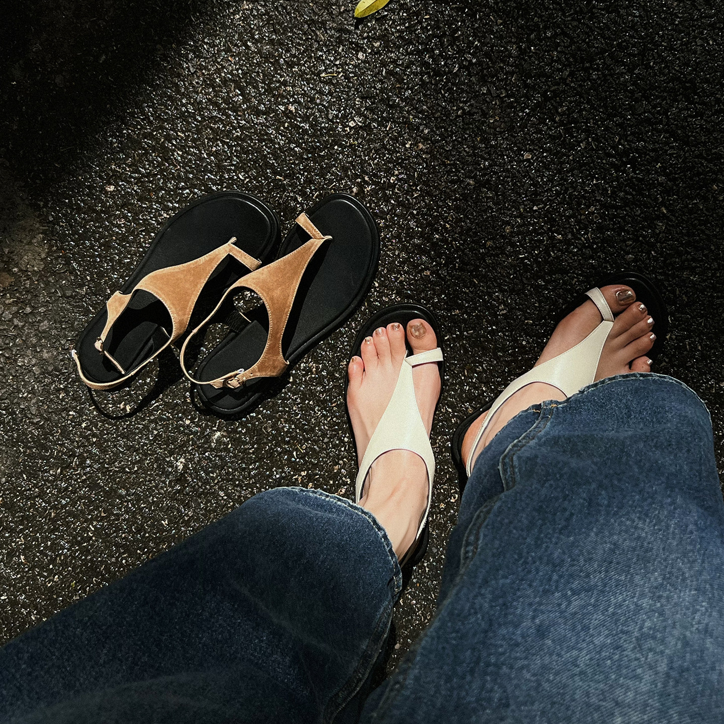 割草机老k 撞色低跟人字拖外穿夹趾凉鞋女一字带 2025夏季新款ins,女鞋,时装凉鞋,淘宝优惠券,粉丝福利购,淘宝优惠卷