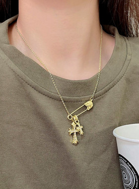甜酷风十字架项链女网红配饰