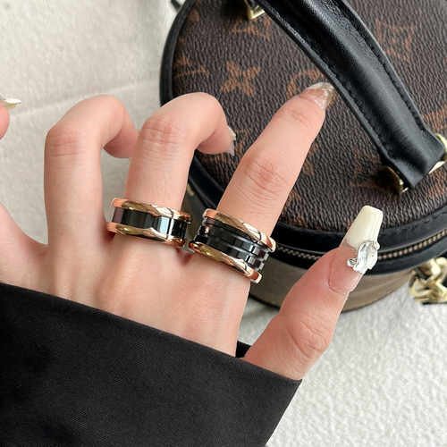 不掉色黑白色陶瓷戒指男女款