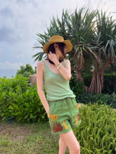 牛油果绿刺绣重工短裤 高腰宽松透气百搭休闲热裤 小众设计师