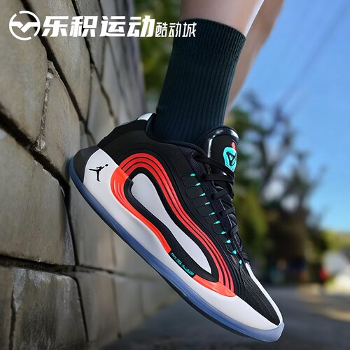 乐积运动 Jordan Luka 4东契奇四代 黑白红低帮篮球鞋 HF0824-001