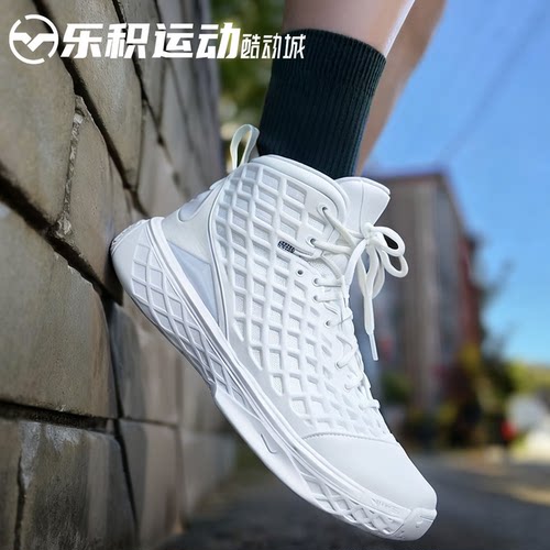 NIKE科比3代纯白高帮篮球