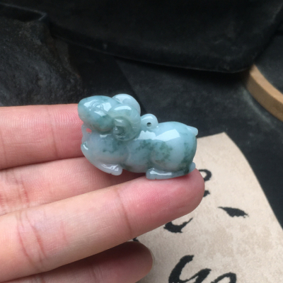 玉石寨A货翡翠生肖羊包邮